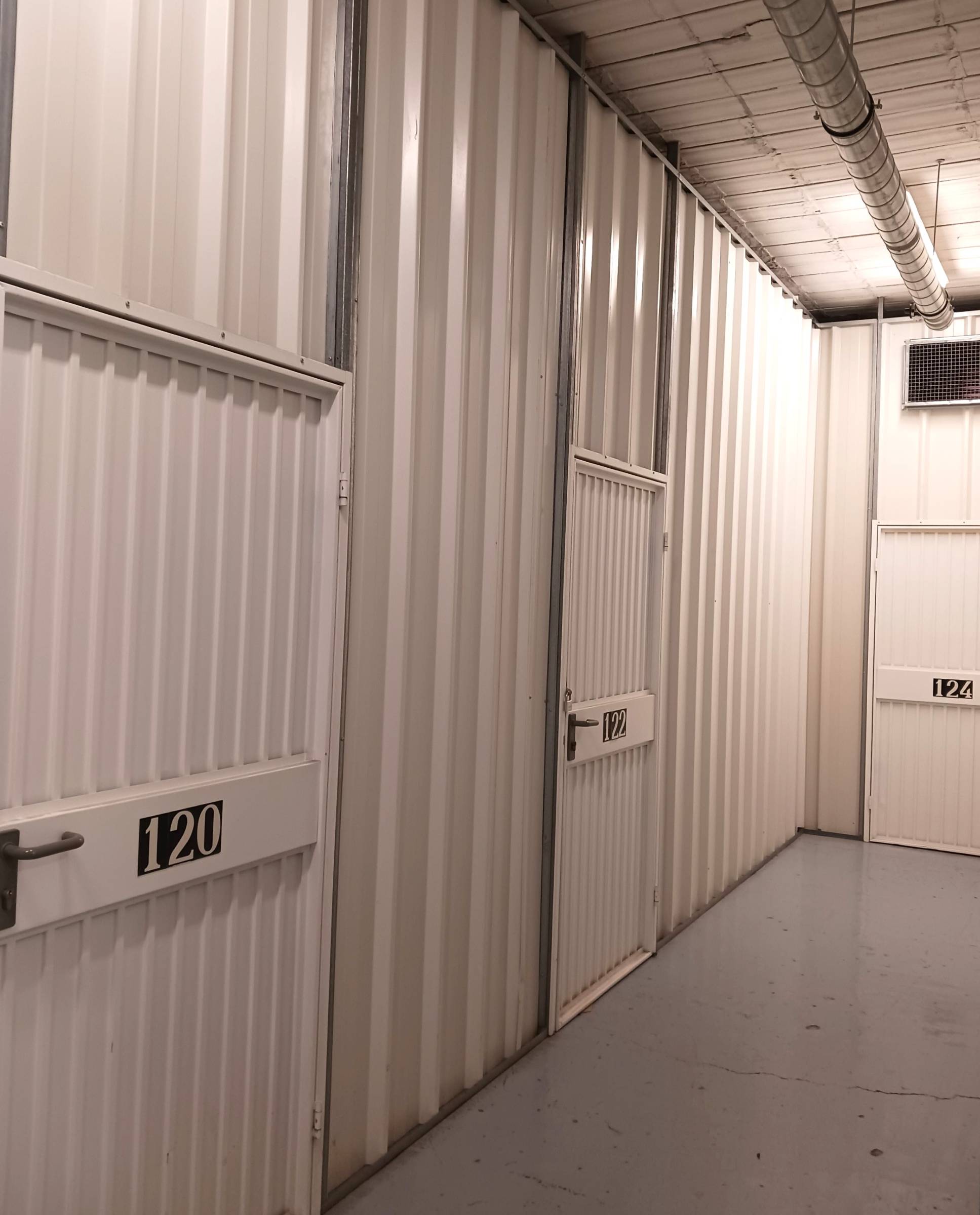 garde-meubles en libre-service à Cannes